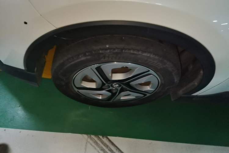 Used Toyota IZOA EV 2020 E·Smart Edition Left Front Wheel Hub