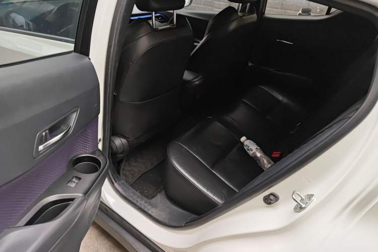 Used Toyota IZOA EV 2020 E·Smart Edition Left Rear Seat