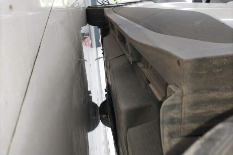 Used Toyota IZOA EV 2020 E·Smart Edition Left Side Sill