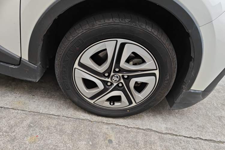 Used Toyota IZOA EV 2020 E·Smart Edition Right Front Wheel Hub