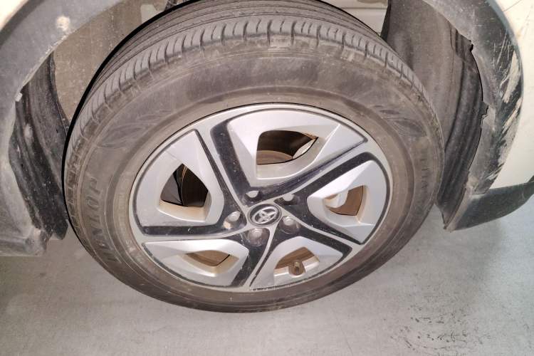 Used Toyota IZOA EV 2020 E·Smart Edition Right Front Wheel Hub