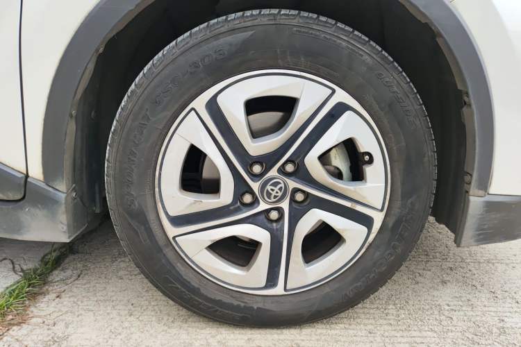 Used Toyota IZOA EV 2020 E·Smart Edition Right Front Wheel Hub