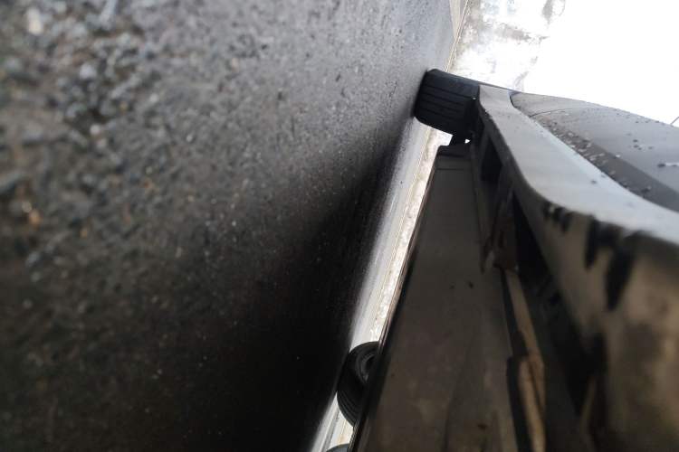 Used Toyota IZOA EV 2020 E·Smart Edition Right Side Sill