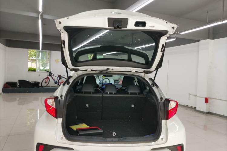 Used Toyota IZOA EV 2020 E·Smart Edition Trunk