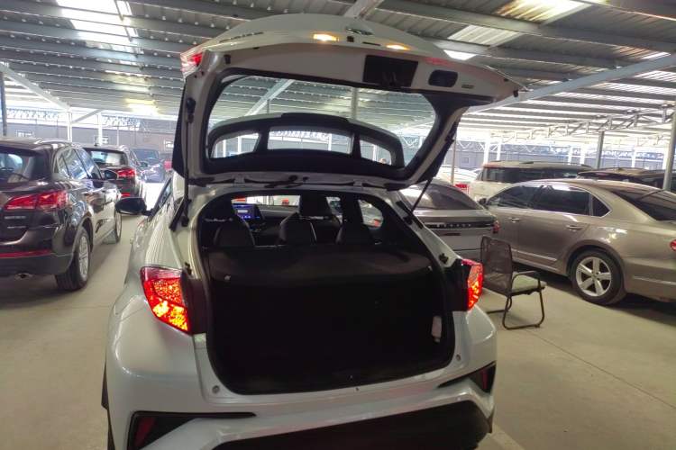 Used Toyota IZOA EV 2020 E·Smart Edition Trunk