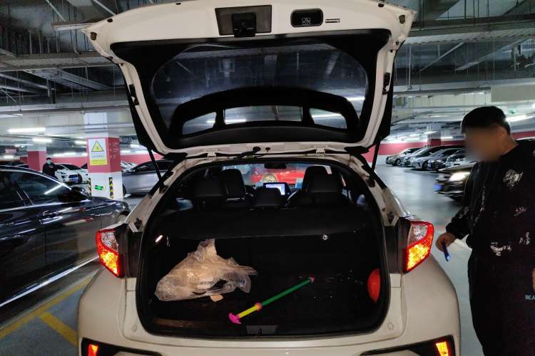 Used Toyota IZOA EV 2020 E·Smart Edition Trunk