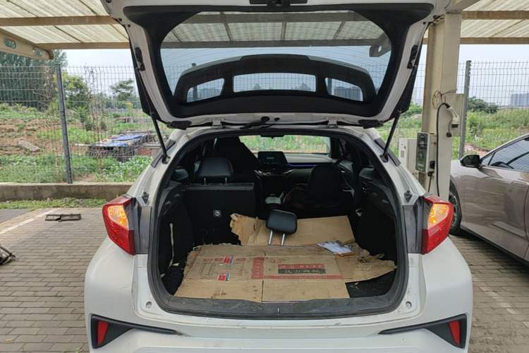 Used Toyota IZOA EV 2020 E·Smart Edition Trunk
