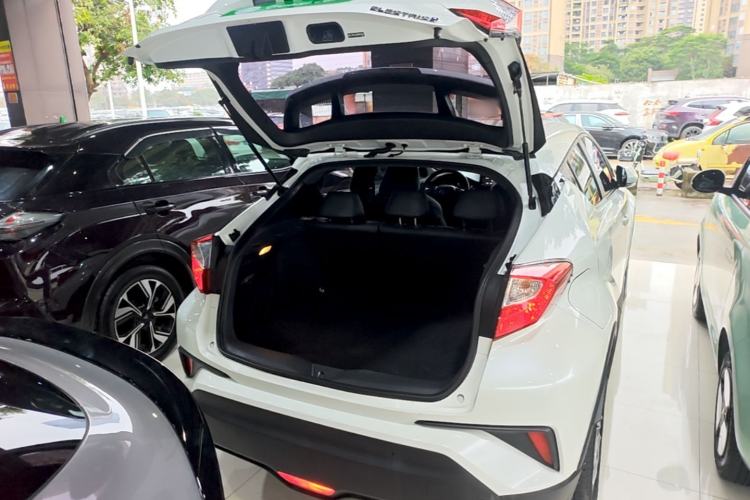 Used Toyota IZOA EV 2020 E·Smart Edition Trunk