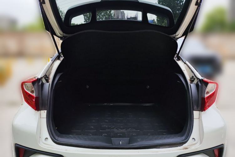 Used Toyota IZOA EV 2020 E·Smart Edition Trunk