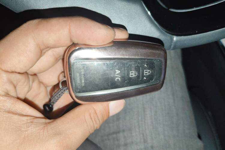 Used Toyota IZOA EV 2020 E·Smart Edition Vehicle Key