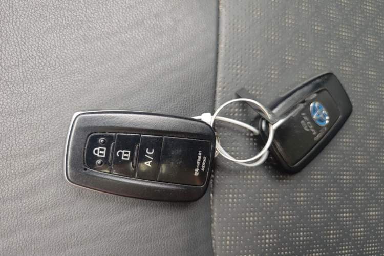 Used Toyota IZOA EV 2020 E·Elite Edition Vehicle Key