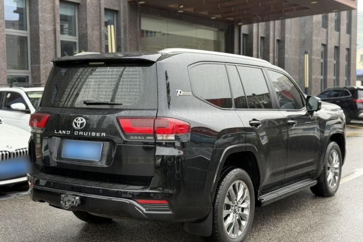 Used Toyota Land Cruiser  Exterior 4