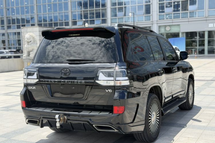 Used Toyota Land Cruiser  Exterior 5