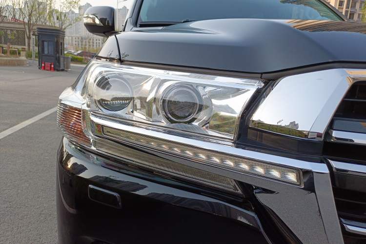 Used Toyota Land Cruiser  Exterior 6
