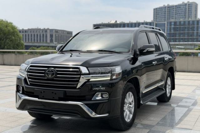 Used Toyota Land Cruiser