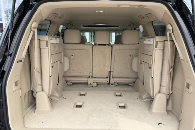 Used Toyota Land Cruiser  Interior 6