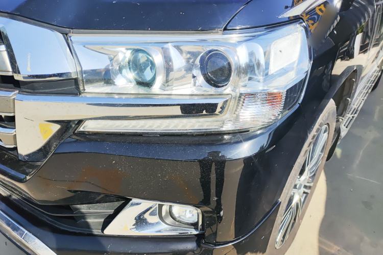 Used Toyota Land Cruiser 2016 4.0L Automatic 7-Seater U.S. Specification Left Front Headlight