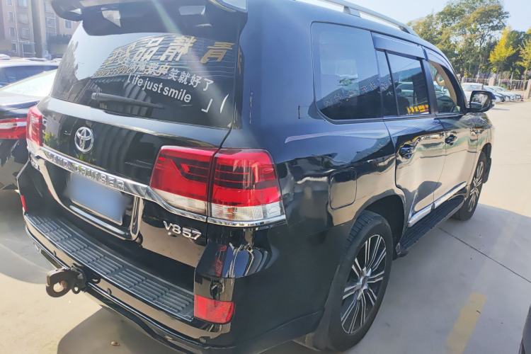 Used Toyota Land Cruiser 2016 4.0L Automatic 7-Seater U.S. Specification Rear Right 45 Deg