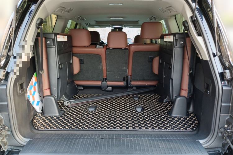 Used Toyota Land Cruiser  Trunk