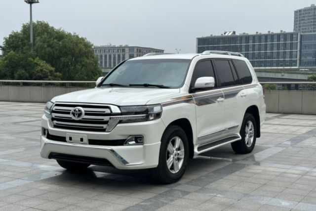 Used Toyota Land Cruiser