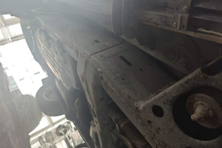 Used Toyota Land Cruiser 2012 4.0L Automatic VX Chassis Front Right