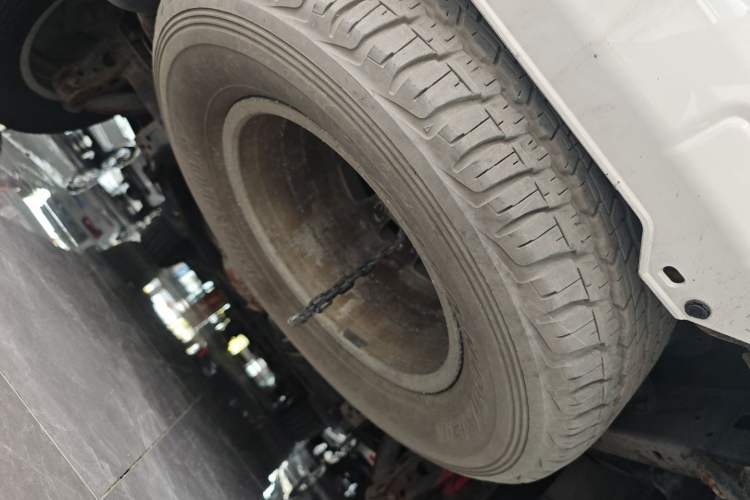 Used Toyota Land Cruiser 2012 4.0L Automatic VX Chassis Rear