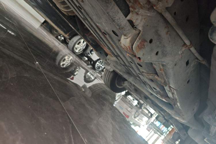 Used Toyota Land Cruiser 2012 4.0L Automatic VX Chassis Rear Right
