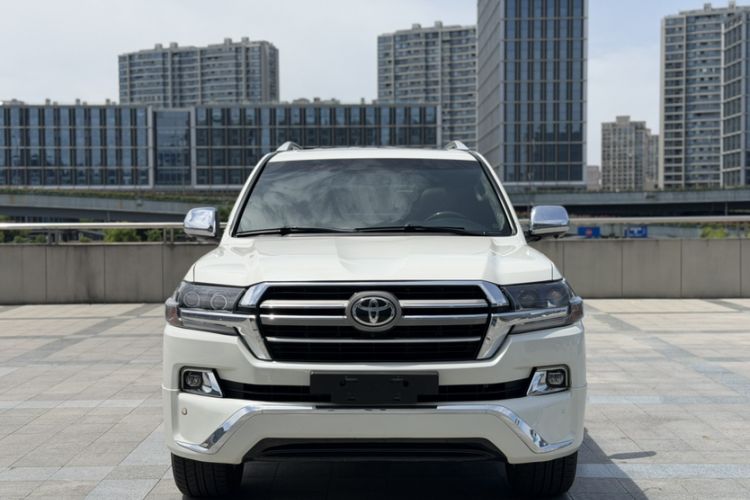 Used Toyota Land Cruiser  Exterior 1