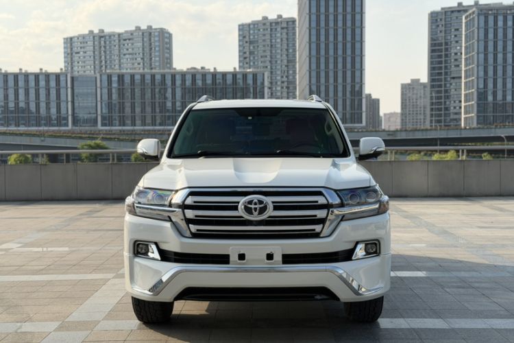 Used Toyota Land Cruiser  Exterior 1