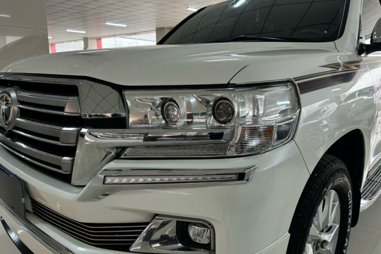 Used Toyota Land Cruiser  Exterior 10