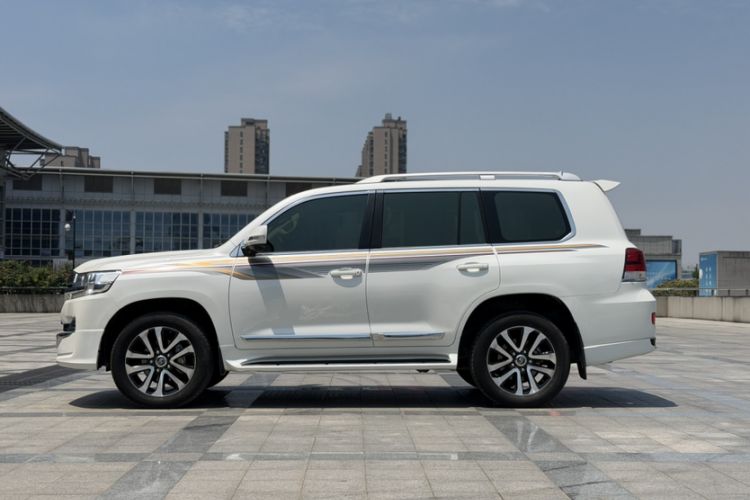 Used Toyota Land Cruiser  Exterior 2