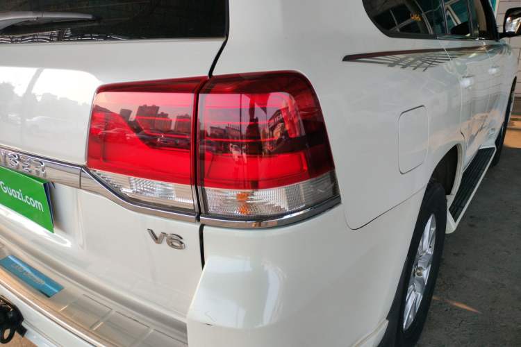 Used Toyota Land Cruiser  Exterior 3