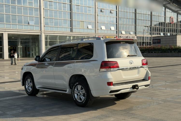 Used Toyota Land Cruiser  Exterior 4