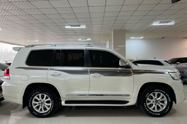 Used Toyota Land Cruiser  Exterior 5