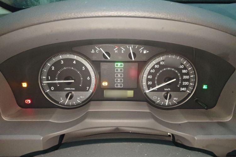 Used Toyota Land Cruiser  Instrument Cluster