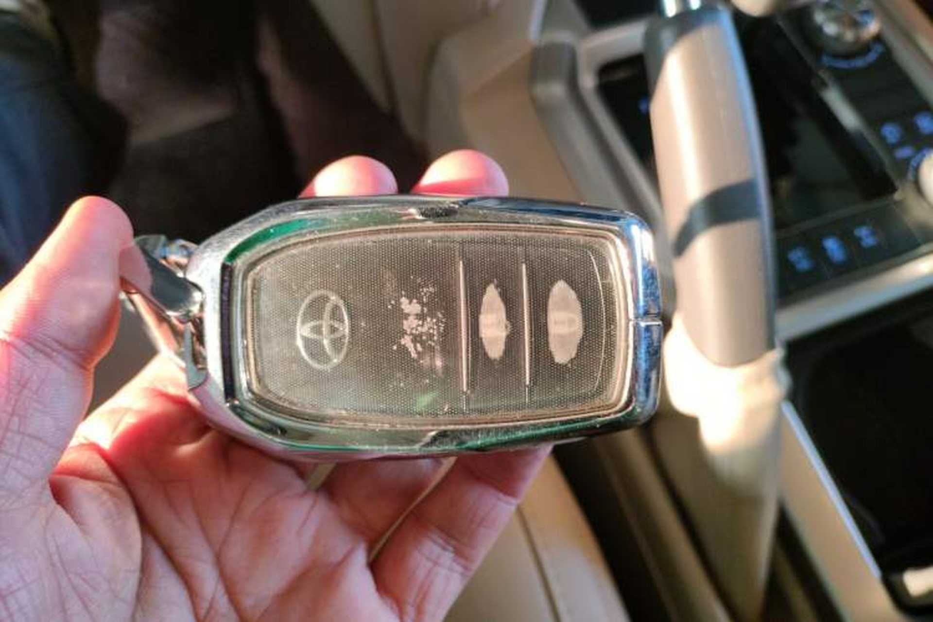 Used Toyota Land Cruiser  Interior 1