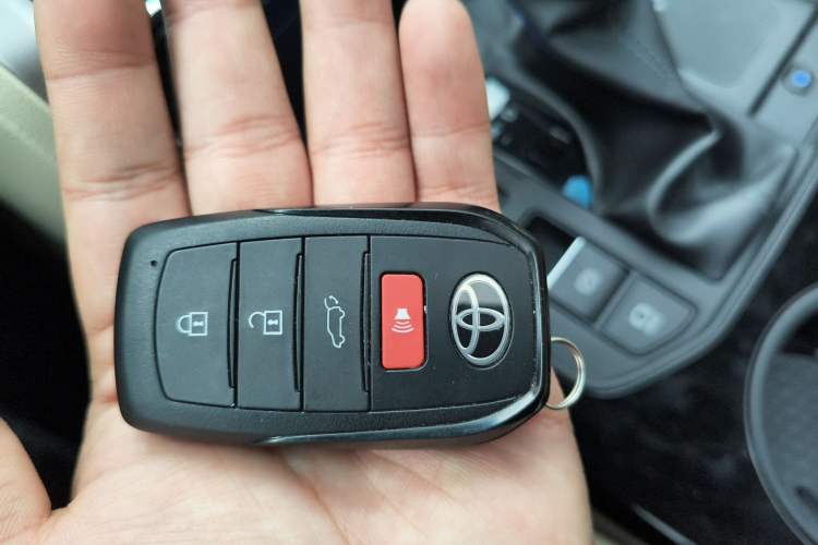 Used Toyota Land Cruiser  Interior 1