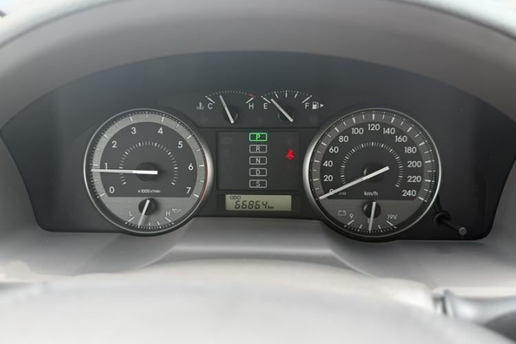 Used Toyota Land Cruiser  Interior 2