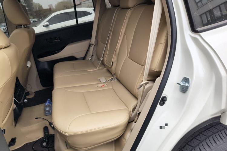 Used Toyota Land Cruiser  Interior 4