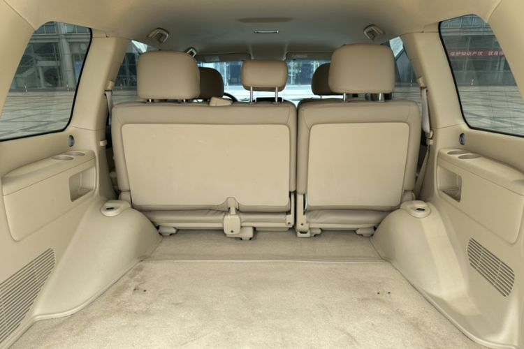 Used Toyota Land Cruiser  Interior 4