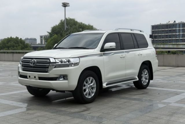 Used Toyota Land Cruiser