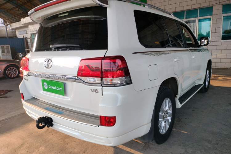 Used Toyota Land Cruiser  Rear Right 45 Deg