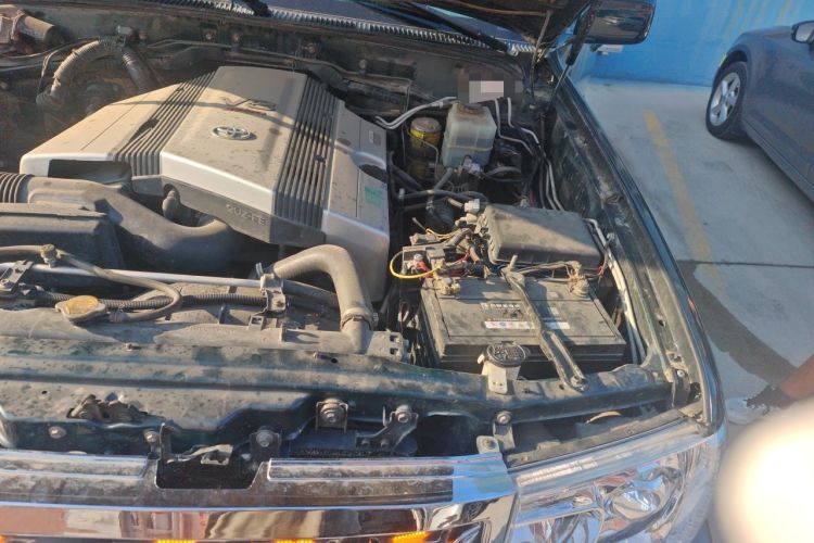 Used Toyota Land Cruiser  Engine Bay Left