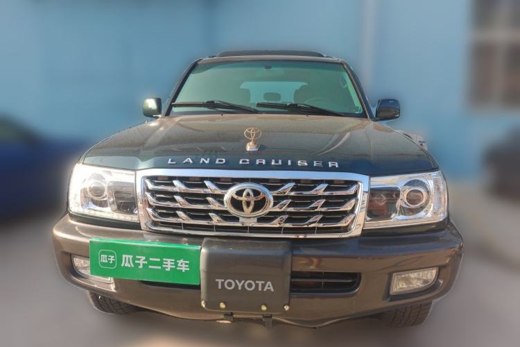 Used Toyota Land Cruiser  Front