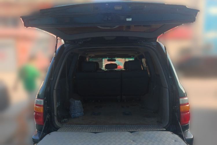 Used Toyota Land Cruiser  Trunk