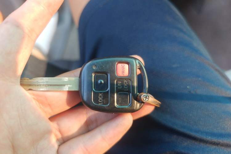 Used Toyota Land Cruiser  Vehicle Key