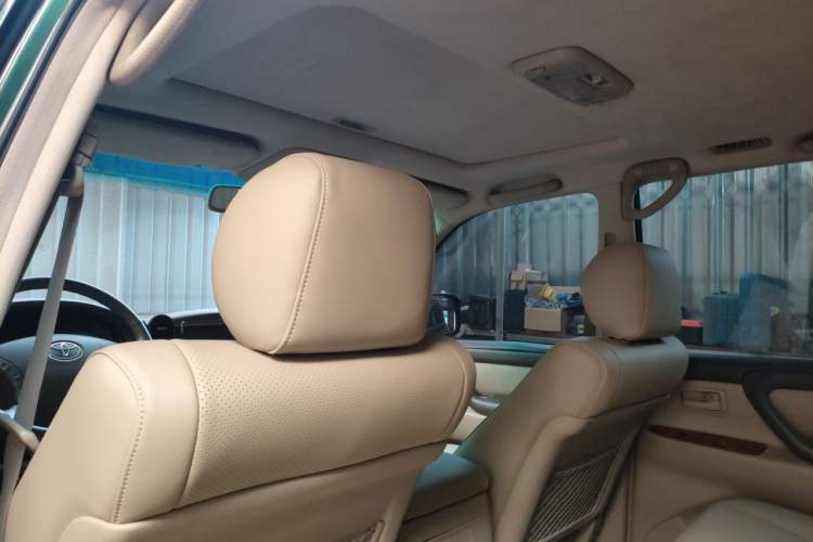Used Toyota Land Cruiser 2005 4.7L Automatic VX-R Headliner