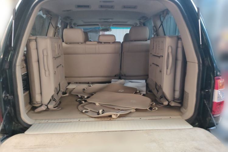 Used Toyota Land Cruiser 2005 4.7L Automatic VX-R Trunk