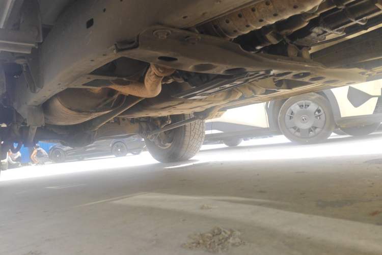 Used Toyota Land Cruiser 2005 4500 GX-R Manual - Middle East Version Chassis Front Right