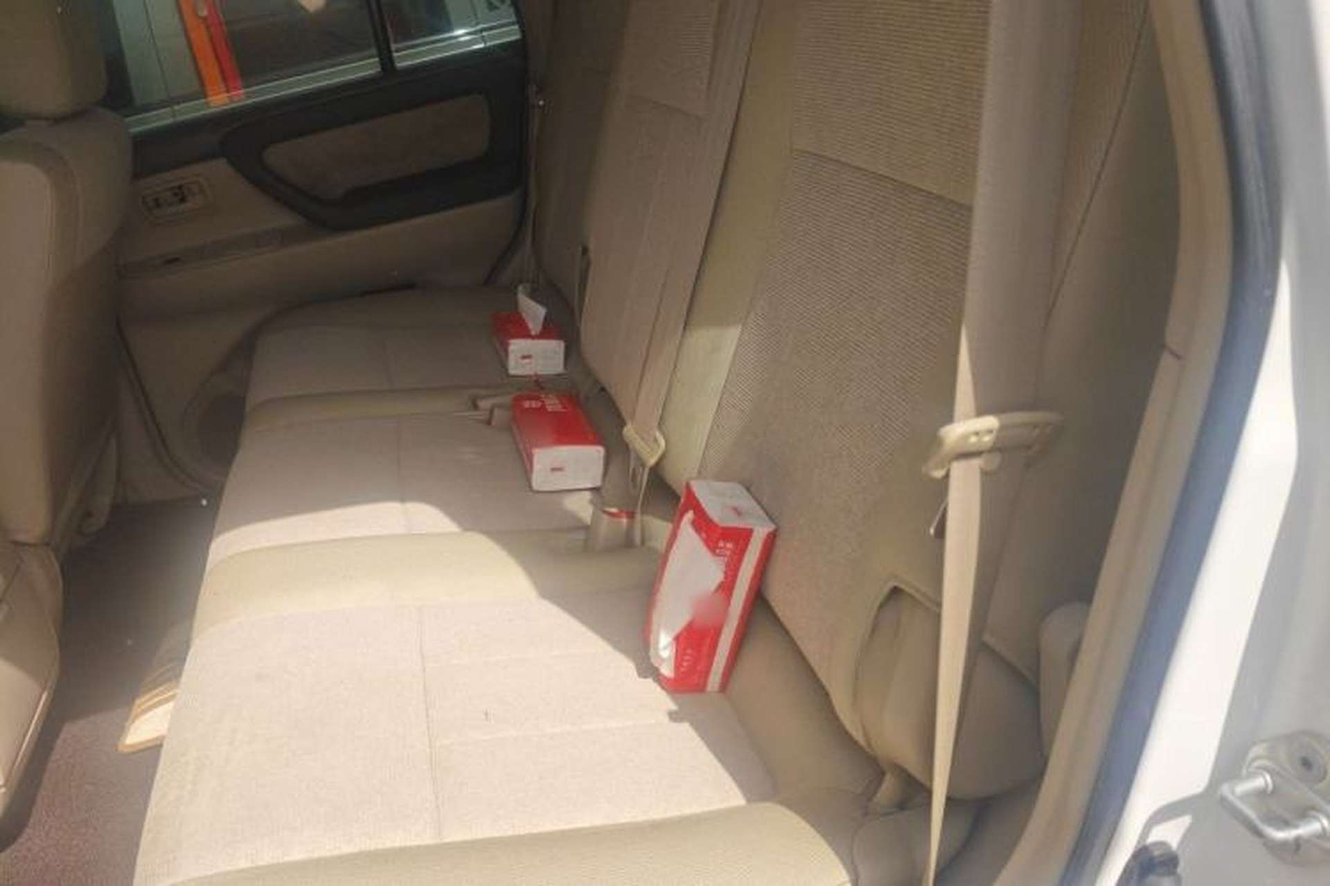 Used Toyota Land Cruiser 2005 4500 GX-R Manual - Middle East Version Left Rear Seat